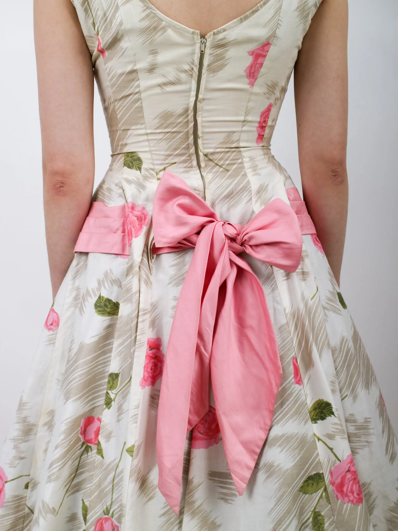 1950s Pink Rose Print Floral Cotton Party Dress With Huge Bow