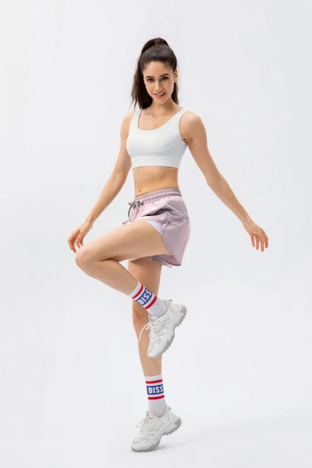 Breathable Crisscross Back Scoop Neck Sports Bra