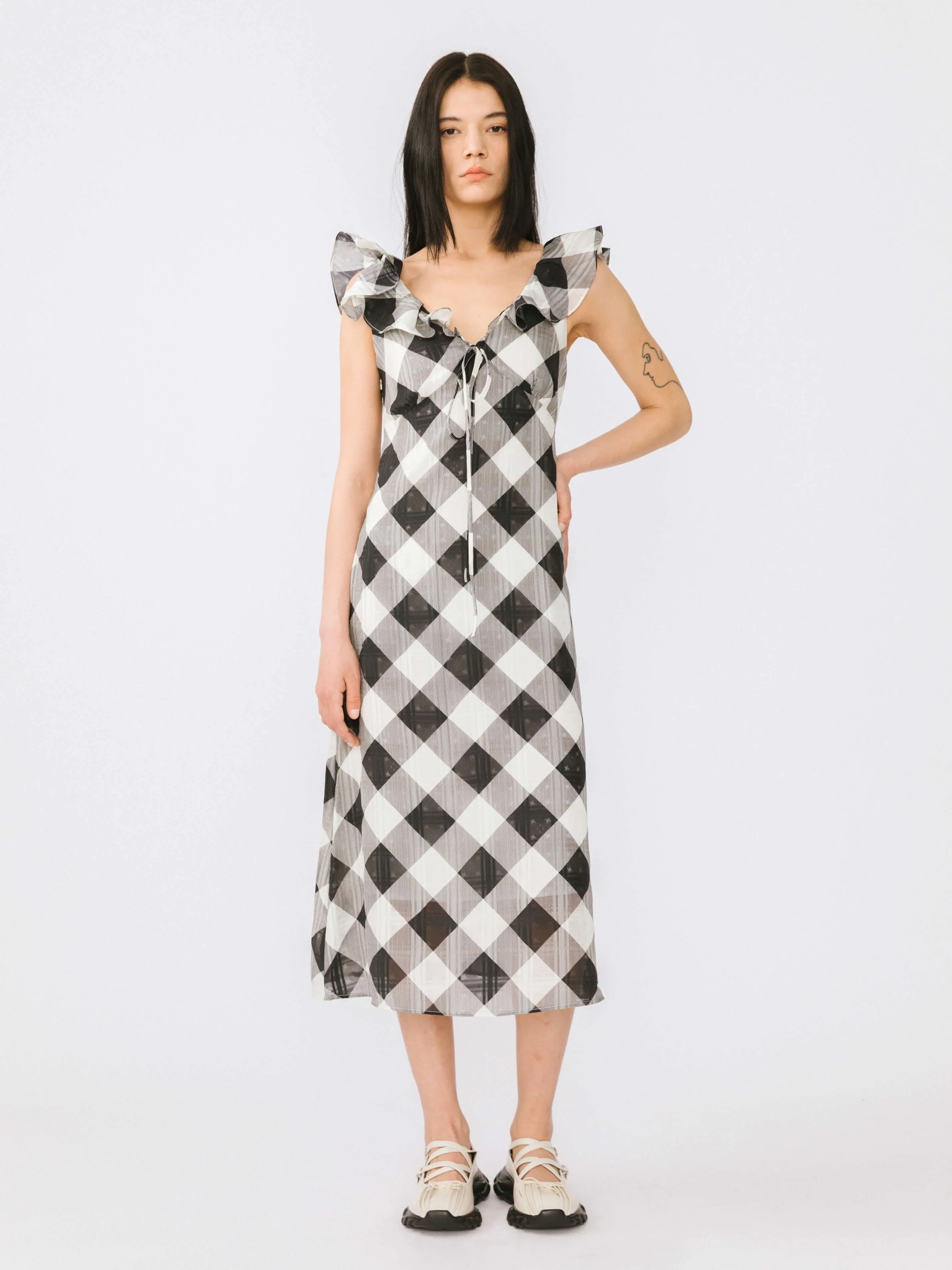 Checked V-neck Ruffled Sleeveless Dress