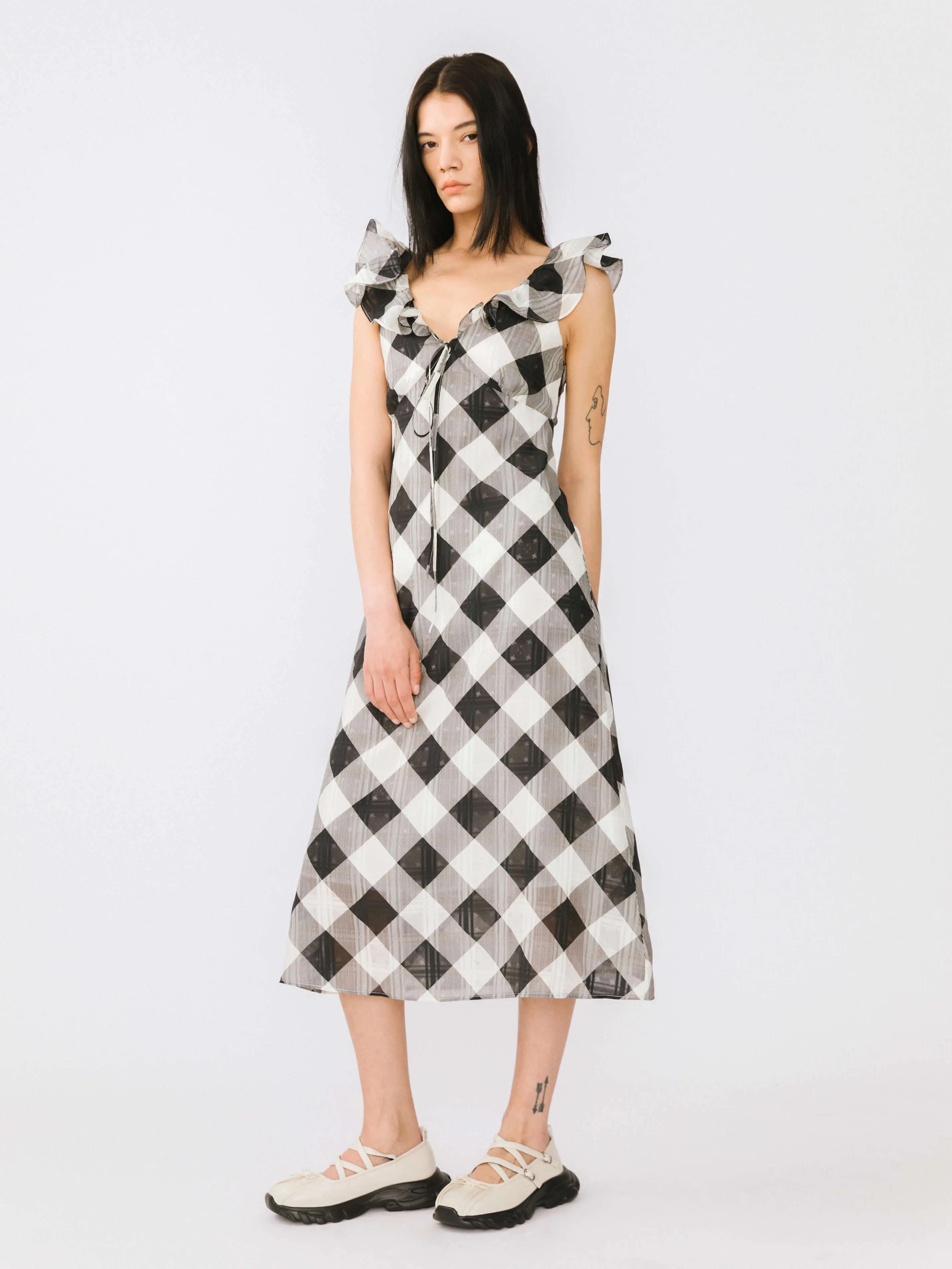 Checked V-neck Ruffled Sleeveless Dress
