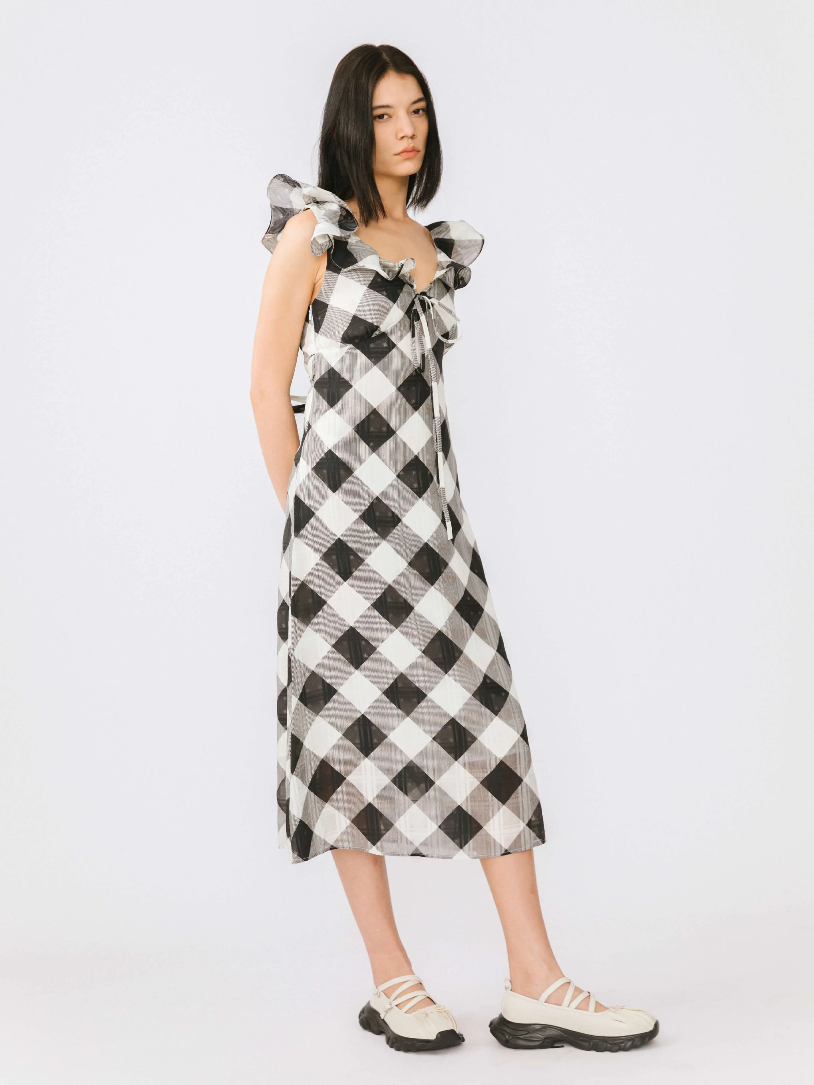 Checked V-neck Ruffled Sleeveless Dress