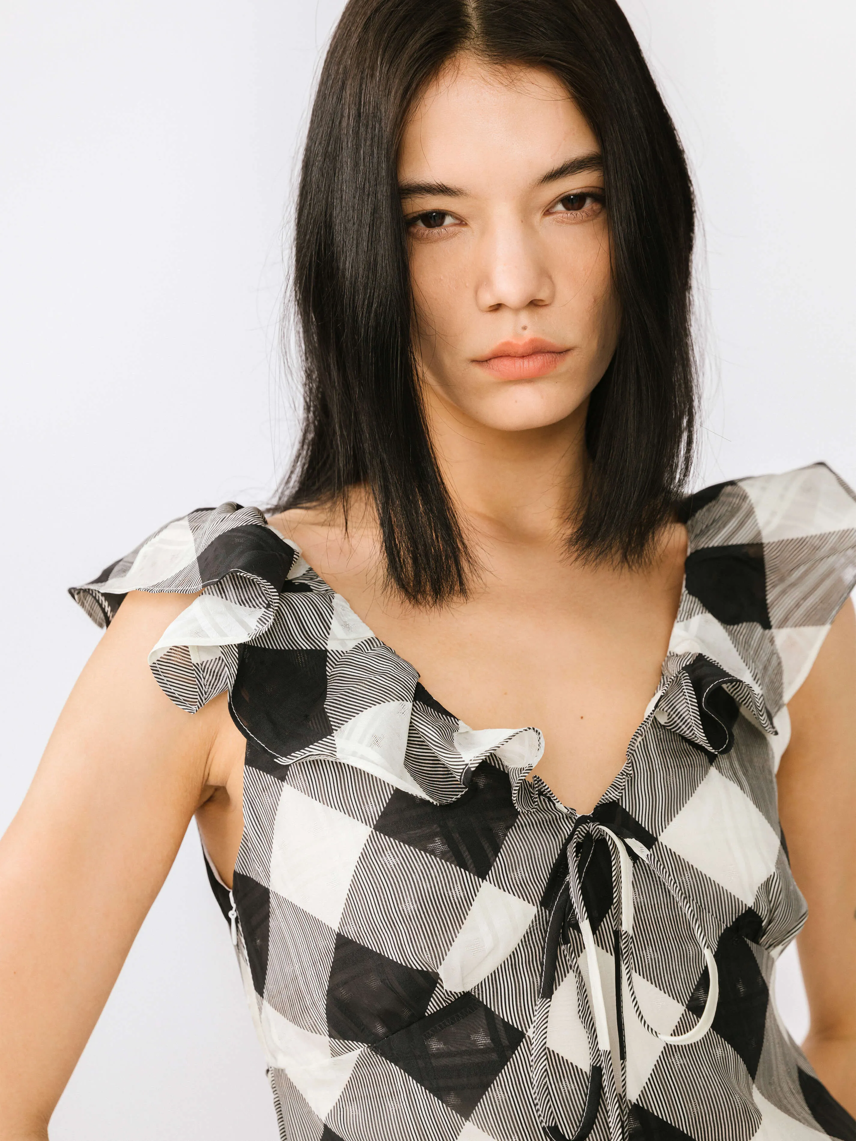 Checked V-neck Ruffled Sleeveless Dress