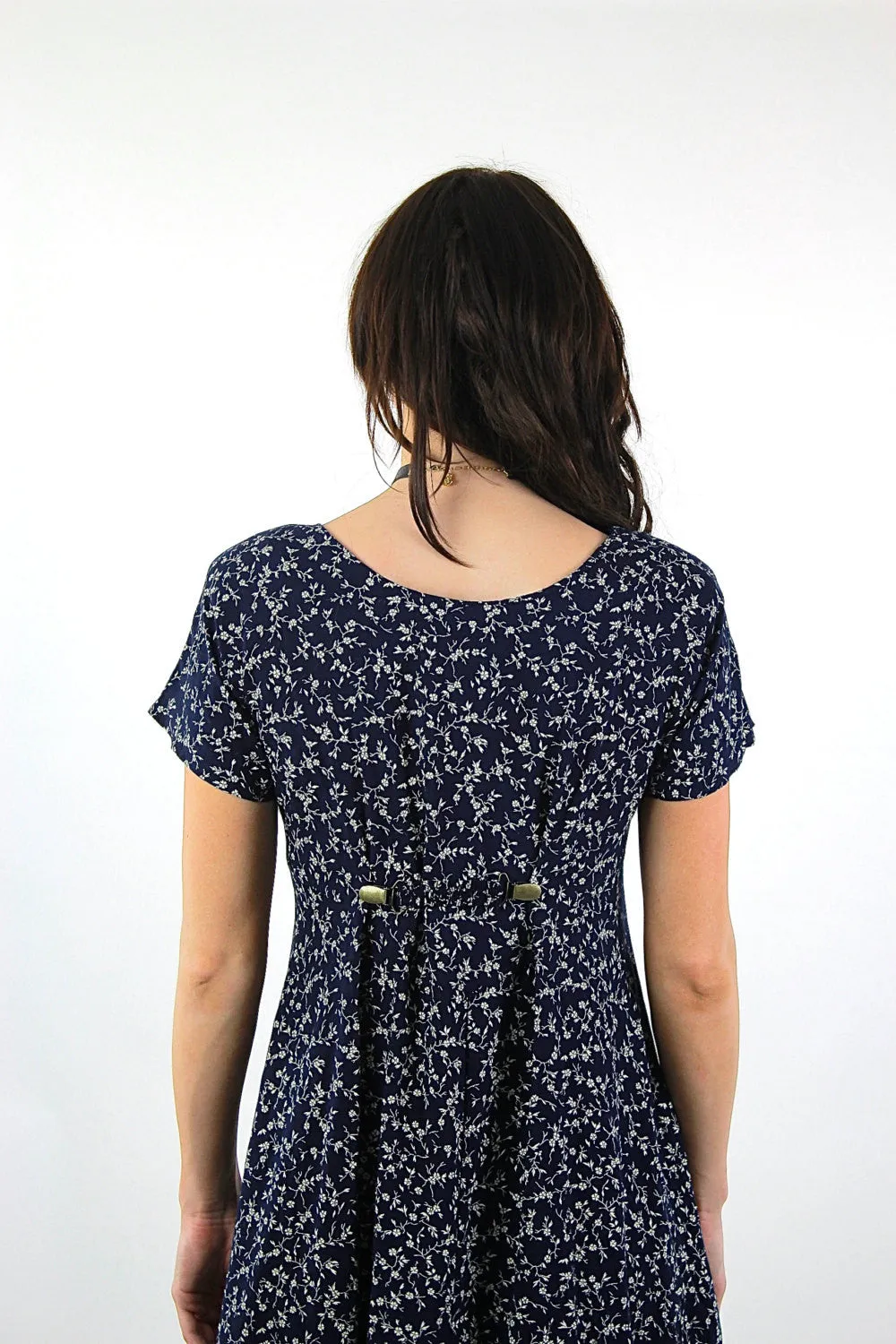 Grunge Floral Midi Dress Vintage 1990s Navy blue ditsy short sleeve scoop neck boho Hippie sundress Medium