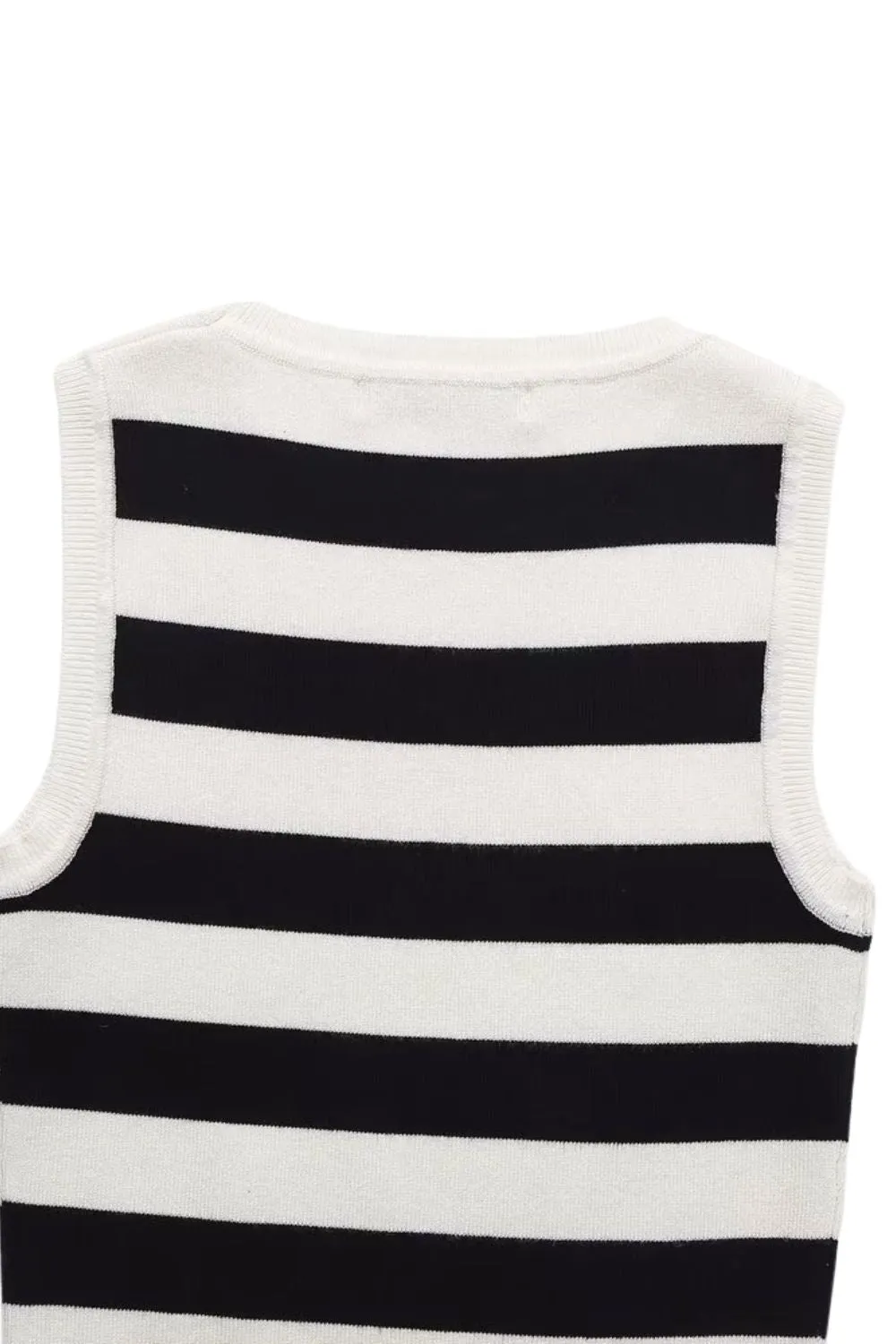 ‘Niamh’ Basic Sleeveless Knit Crop Top