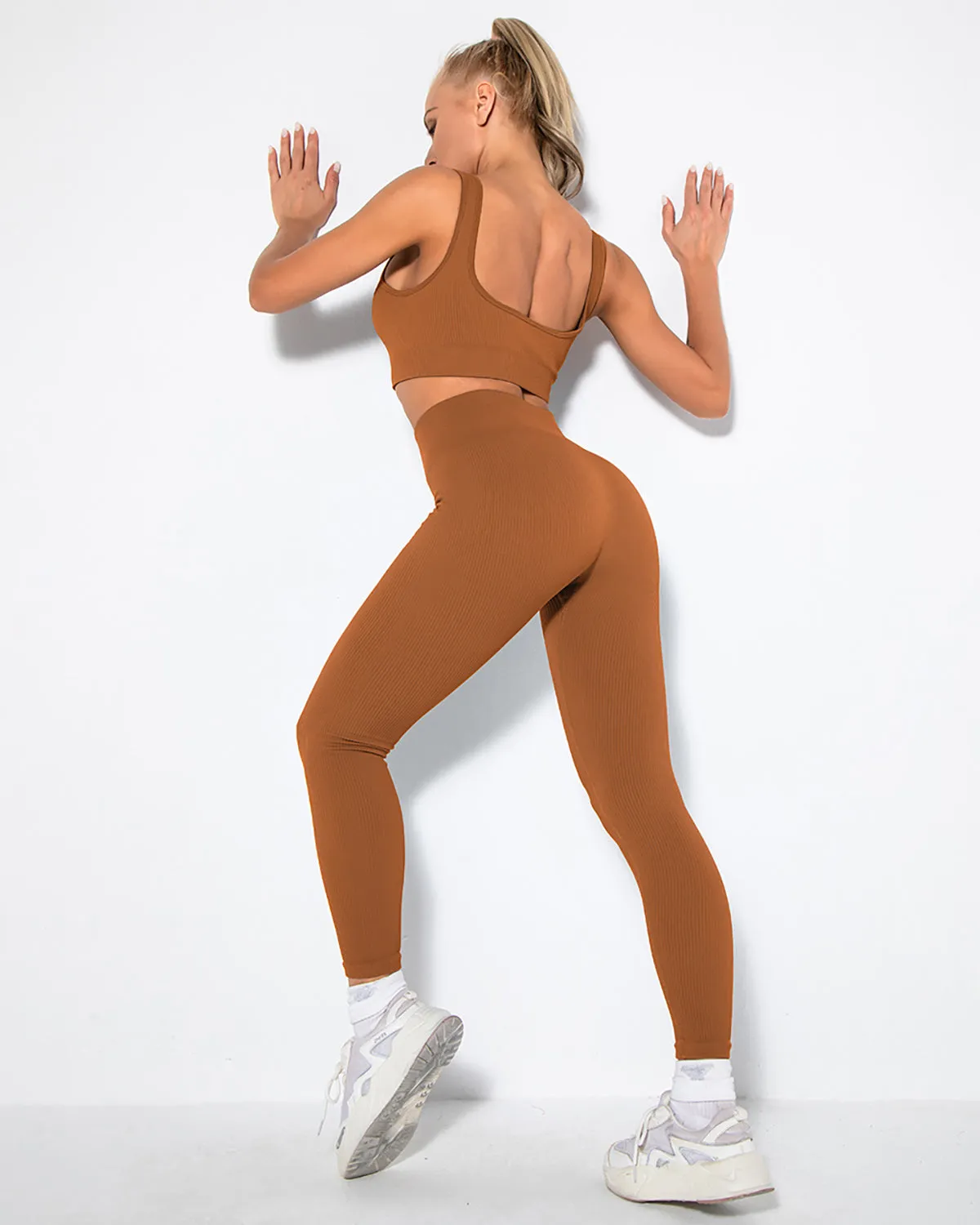 Nieve Sports Bra - Brown Rust