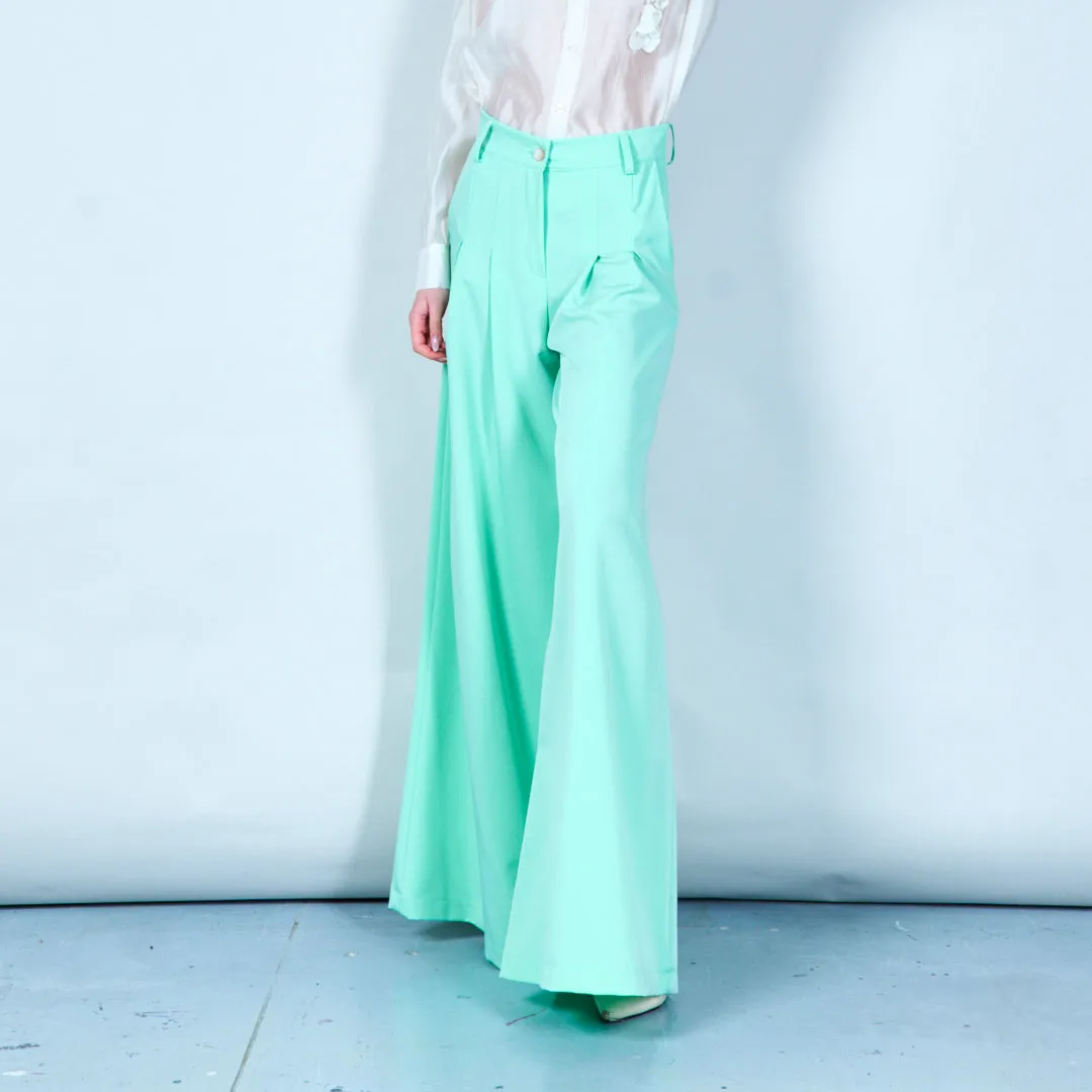 Pleated wide-leg trousers wholesale