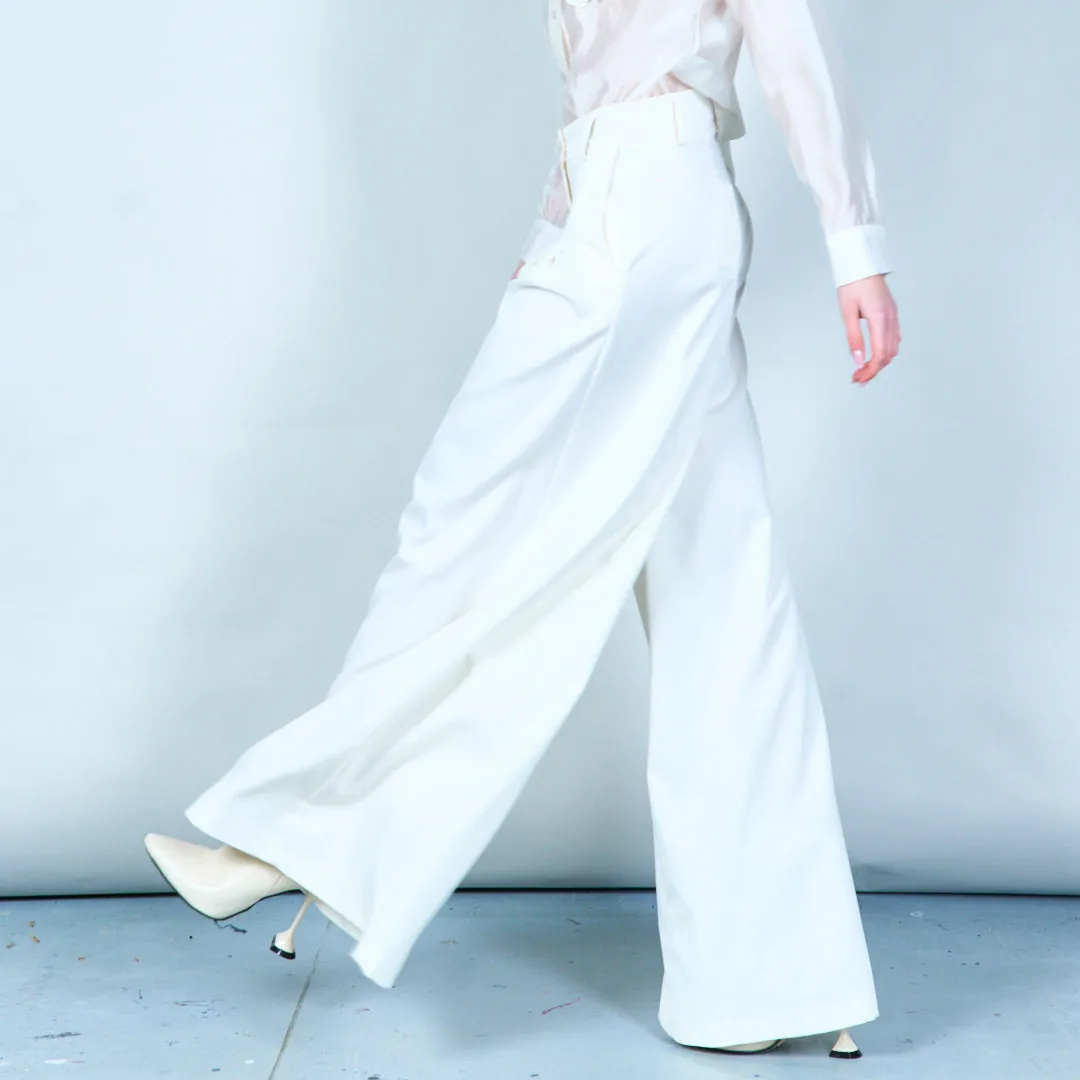 Pleated wide-leg trousers wholesale