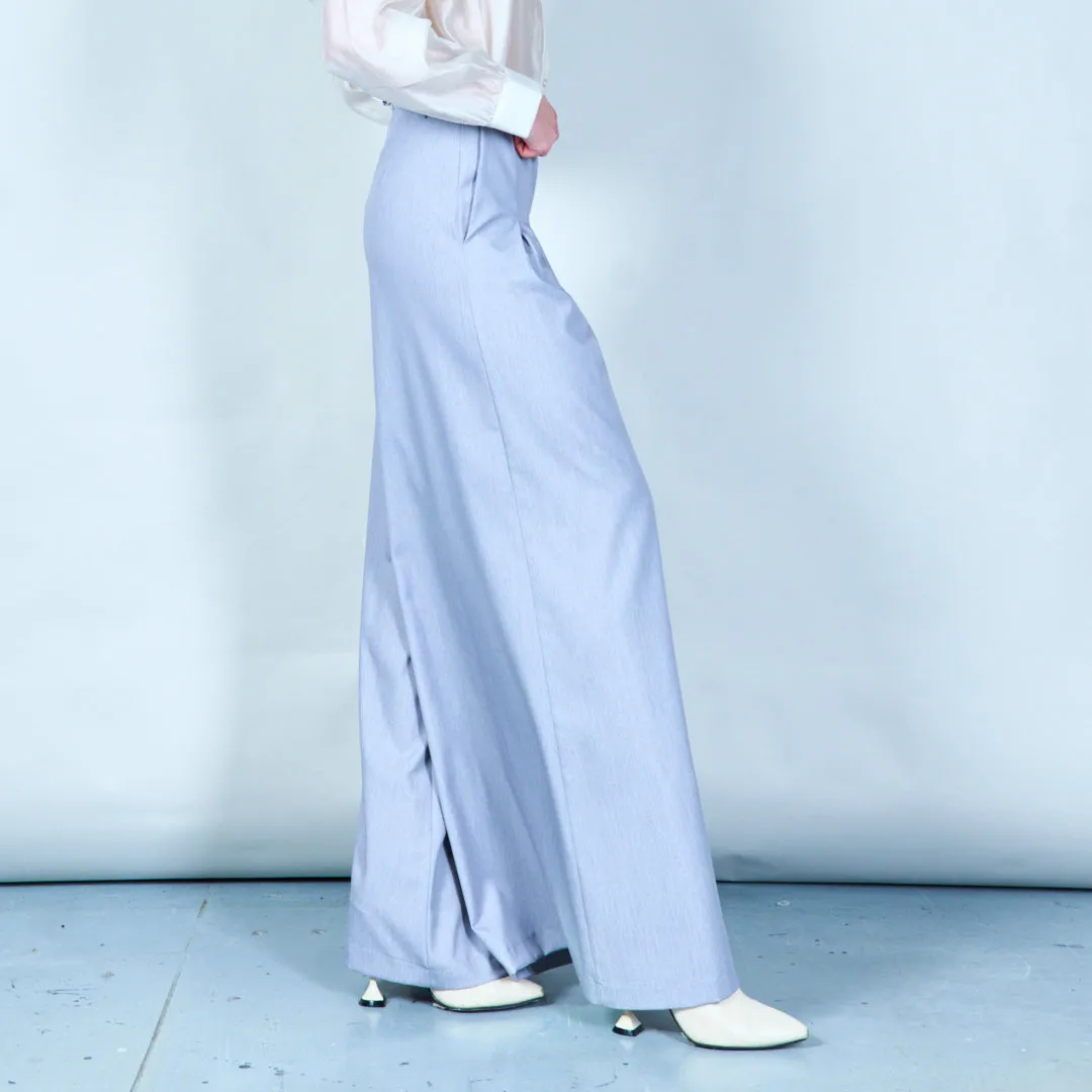 Pleated wide-leg trousers wholesale