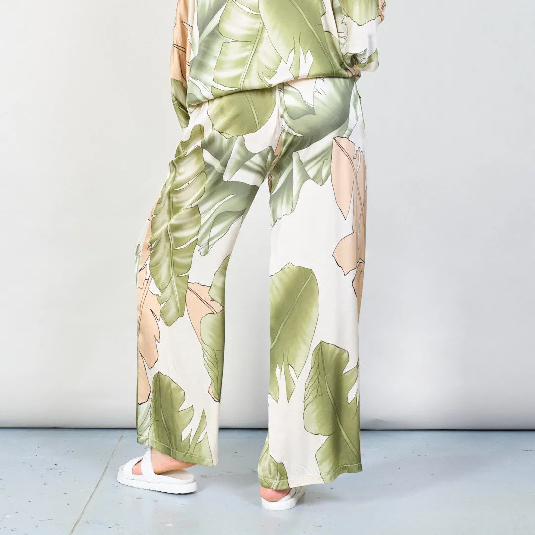 Tropical leaf print wide-leg trousers wholesale