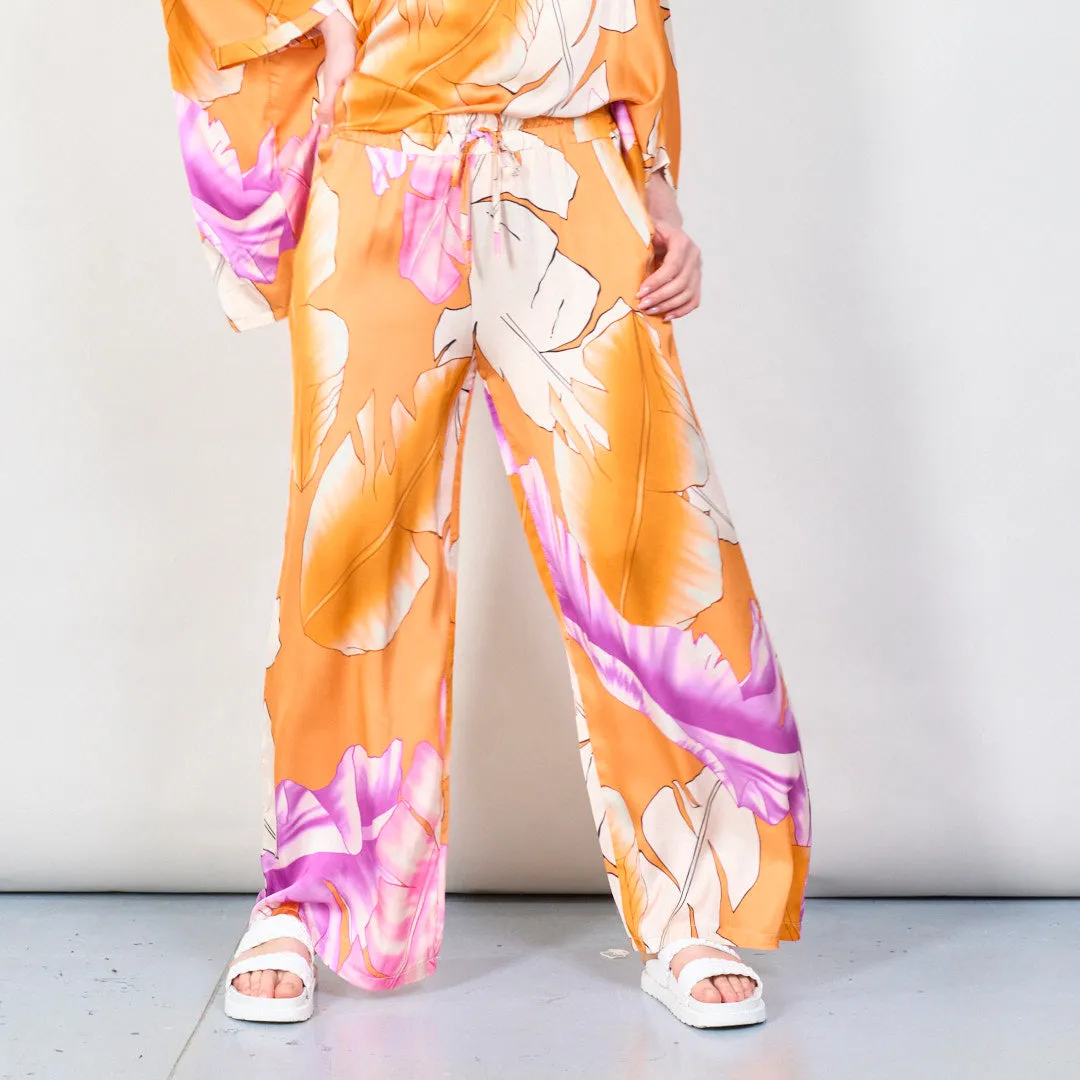 Tropical leaf print wide-leg trousers wholesale