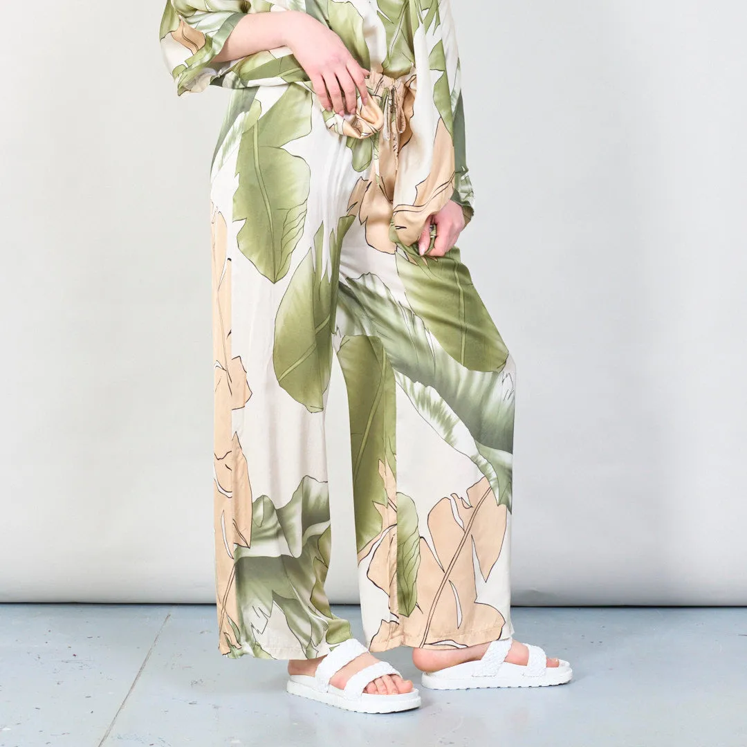 Tropical leaf print wide-leg trousers wholesale