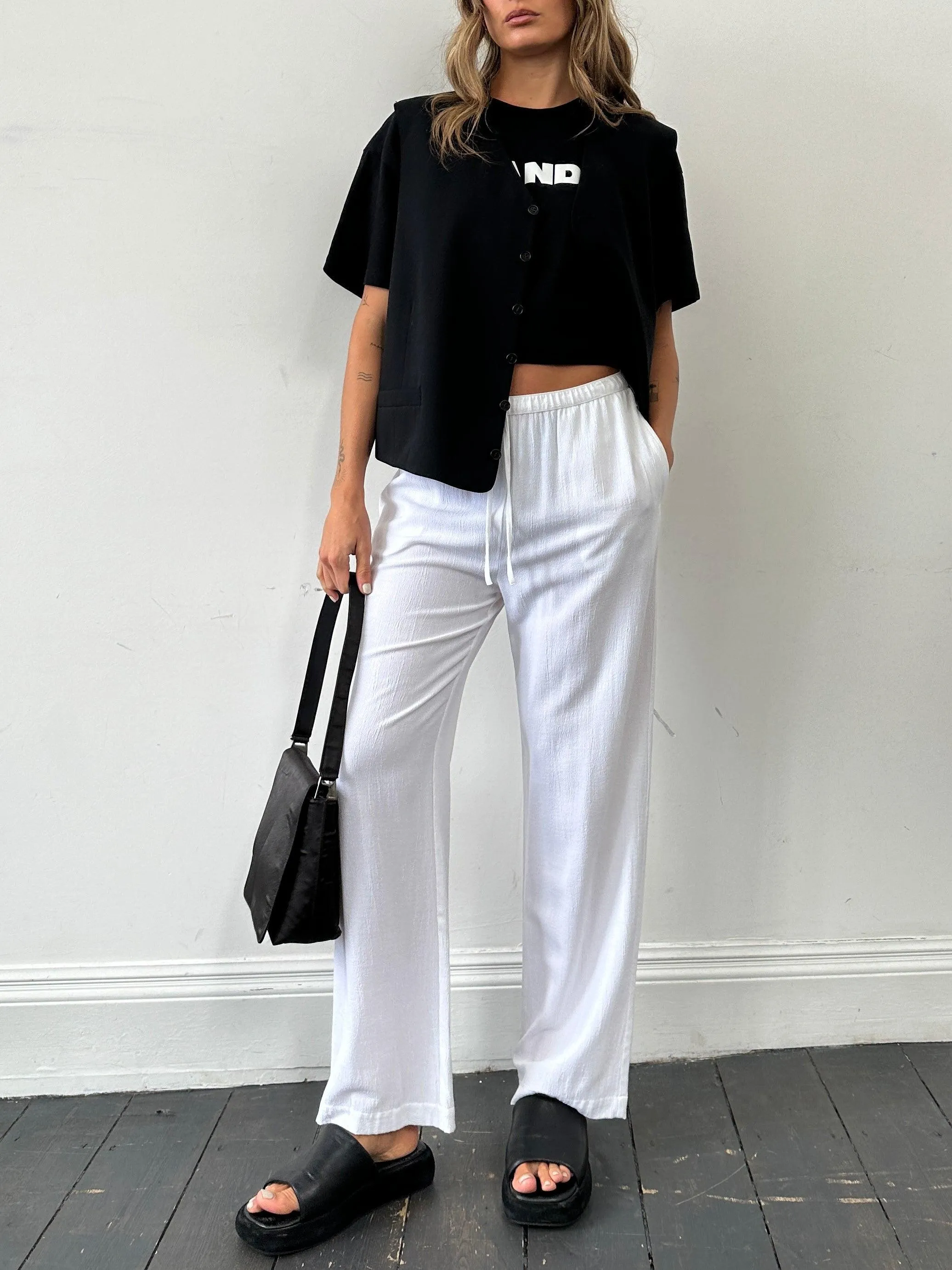 Vintage Wide Leg Pull On Elasticated Crinkle Effect Trousers - W28-32
